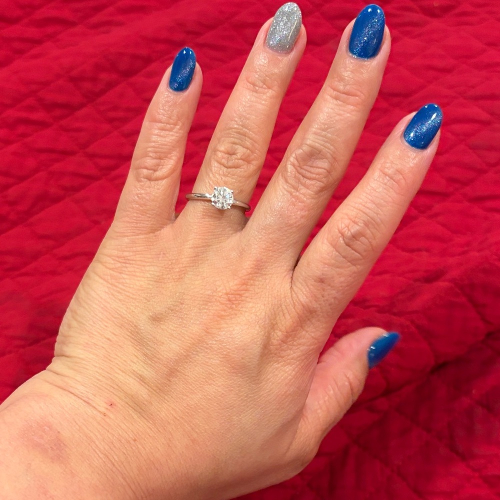 Moissanite Engagement Ring ✨ - Picture 4 of 6